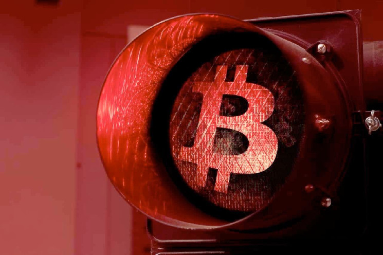 Bitcoin enters 'a very critical', Here's the next play