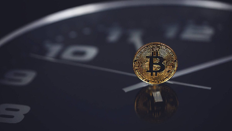 Renowned Cryptocurrency Analyst Explains Why Bitcoin (BTC) Price Fails to Recover