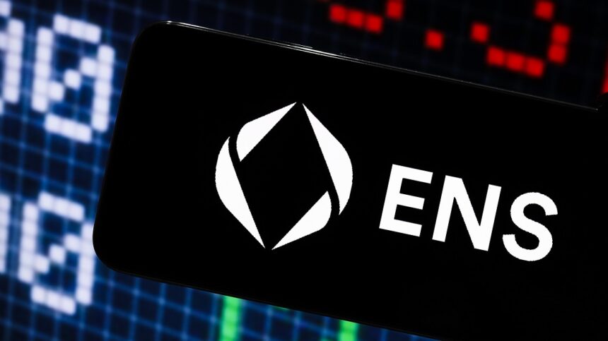 ENS Cryptocurrency distances itself from the bearish trend. What is happening?