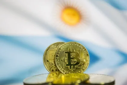 Varios componentes de la reforma fiscal impactarán sobre los usuarios de criptomonedas en Argentina - Fuente: stock.adobe.com