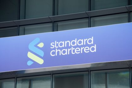 Standard Chartered to offer spot trading of bitcoin and Ethereum