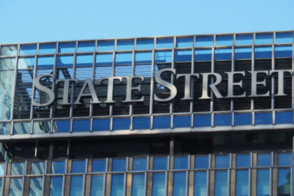 TradFi Giant State Street Mulls Creating Stablecoin, Tokenized Deposits: Bloomberg