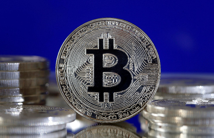 Bitcoin Prices Fell Below $58,000 As Various Factors Fueled Losses