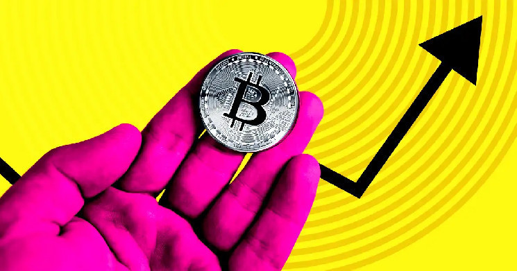 Top Analyst Says Bitcoin Will Hit $175,000 This Market Cycle