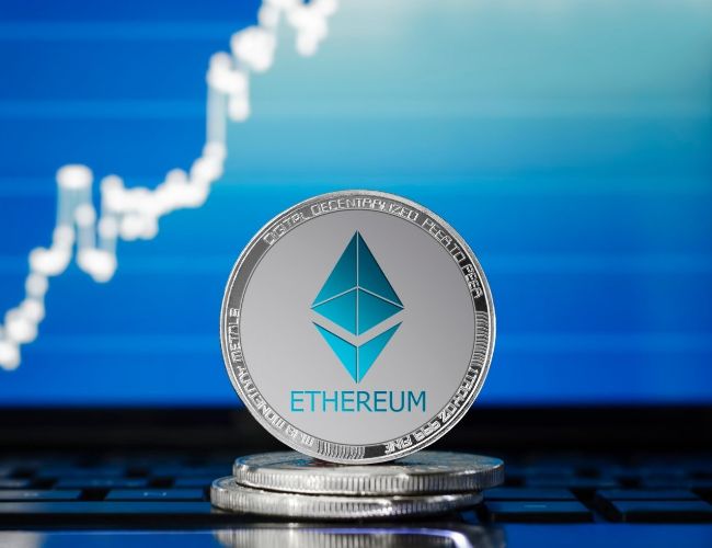 Ethereum Sees Major Outflow From Mega Whales – ETH Price Drops Below $2,600