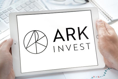 Ark Invest sells $2.8M of its own Spot Bitcoin ETF amid market shifts