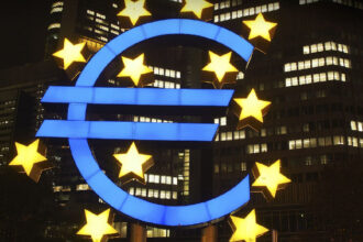 ECB Official Names Key Benefits of Digital Euro