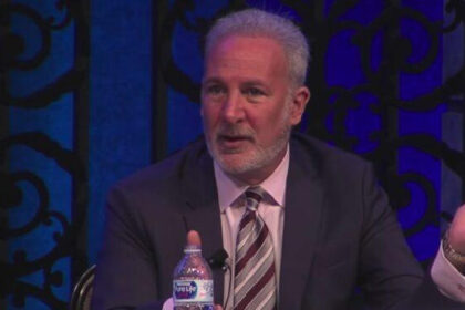 Gold to Hit $10,000? Peter Schiff Warns of U.S. Dollar Collapse and Runaway Inflation